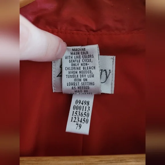 Chico's Zenergy Windbreaker Light Jacket Packable Hood, Women's XL, Cherry Red - Picture 8 of 13